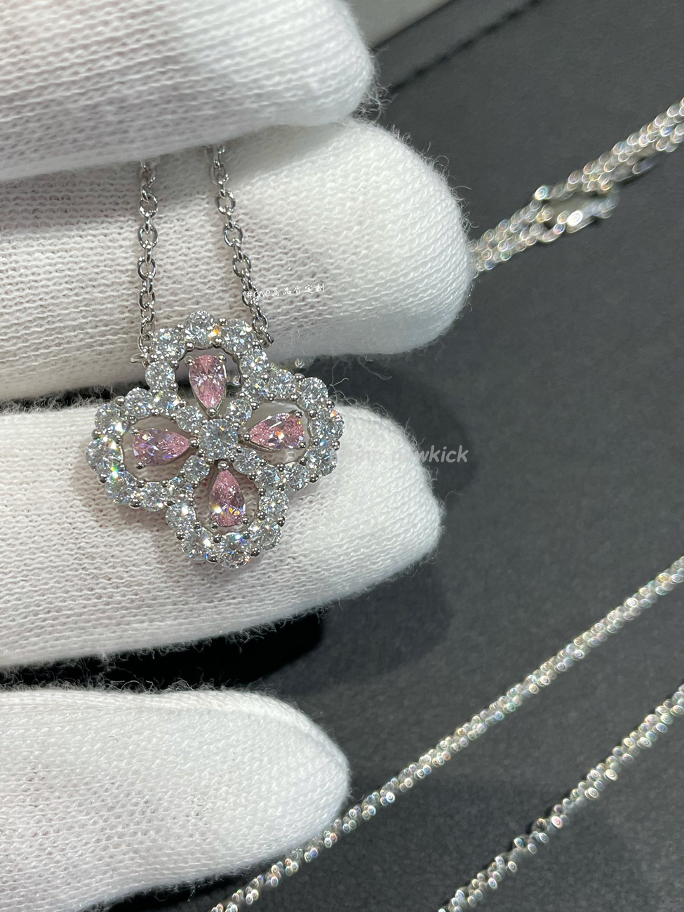 Harry Winston Diamond Necklace (3) - www.newkick.vip